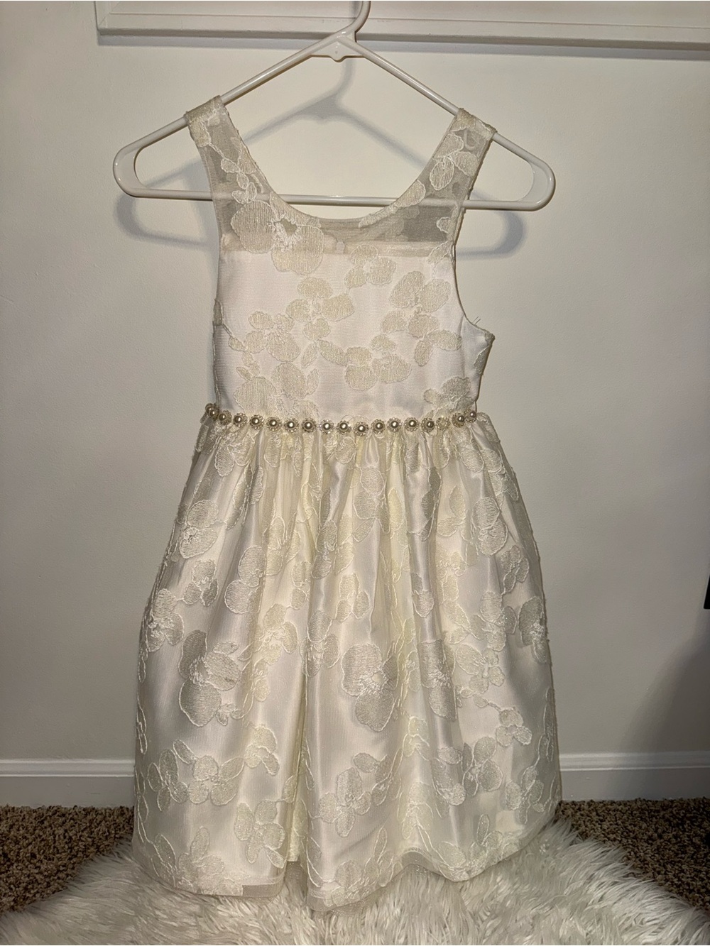 Cream Floral Lace Girls' Party Dress with Pearl Waist